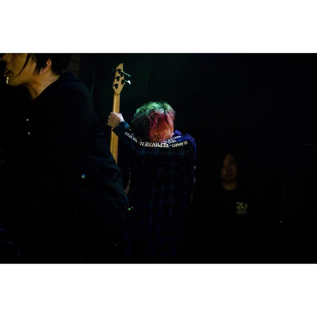 侑威地さんのインスタグラム写真 - (侑威地Instagram)「20th Anniversary Beginning of the Story @小樽GOLDSTONE  photo  by @ninjajon  #ロットン20th #coldrain #rottengraffty」4月8日 13時14分 - yuichi_rotten