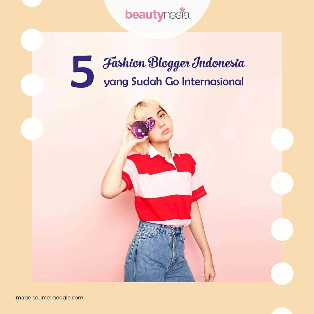 Beauty | Health | Fashionさんのインスタグラム写真 - (Beauty | Health | FashionInstagram)「Happy monday ladies!  Apakah kamu termasuk cewek yang suka baca blog?  Kalau iya, mana dari ke-5 blogger ini yang menjadi favorit kalian?  #Beautynesia #BeautynesiaID #blogger #beautyblogger #influencer #buzzer」4月8日 13時17分 - beautynesia.id