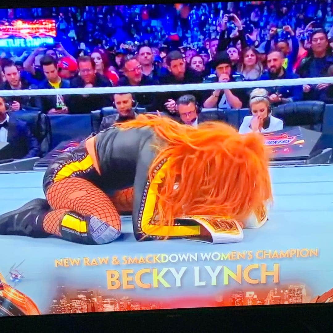 のインスタグラム：「‪Yes yes yes @BeckyLynchWWE is THE Champion what a finish to #Wrestlemania. ‪#BeckyLynch is Raw and SmackDown Women’s Champion ☘️🤼‍♀️💪🏼👏🏻👏🏻👏🏻👏🏻👏🏻👏🏻👏🏻👏🏻👏🏻👏🏻👏🏻👏🏻👏🏻👏🏻👏🏻‬」
