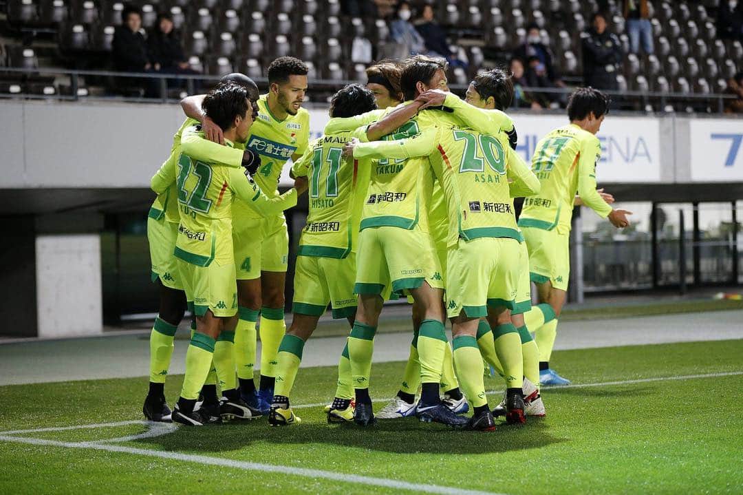 のインスタグラム：「フクアリで勝つの格別。 どんな時もサポートありがとうございます^_^ #千葉日報β も観れて最高。 #ジャガー さんフクアリ来てくれないかな^_^」