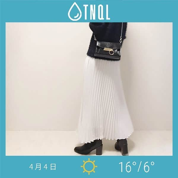 TNQL-テンキュール-さんのインスタグラム写真 - (TNQL-テンキュール-Instagram)「#横浜 ﻿ 今日からだんだん暖かくなりますね♪﻿ 春コーデは準備はできていますか？﻿ ﻿ 春は日々の気温差も大きいので、ファーニットで暖かく、﻿ サラサラ素材のスカートで春らしく軽やかに❤️﻿ ﻿ 一週間で疲れた体をみなとみらいの素敵な夜景で癒しましょう！﻿ おいしい中華料理もたくさん食べて、充実した週末を過ごしましょう(*^^*)﻿ ﻿———————————— Photo by @saltaiai  ファッション×お天気サービス『TNQL(テンキュール)』﻿﻿﻿ プロフィールのリンクからCheckできます✈﻿﻿﻿ @tnql_official﻿﻿﻿﻿ ..........﻿﻿﻿ #tnql #テンキュール #横浜夜景 #癒し旅行 #癒し #中華料理 #yokohama #nightview #春コーデ #プチプラコーデ #プリーツスカート #ファーニット #サラサラ #ヒールブーツ #週末旅行」4月4日 16時49分 - tnql_official