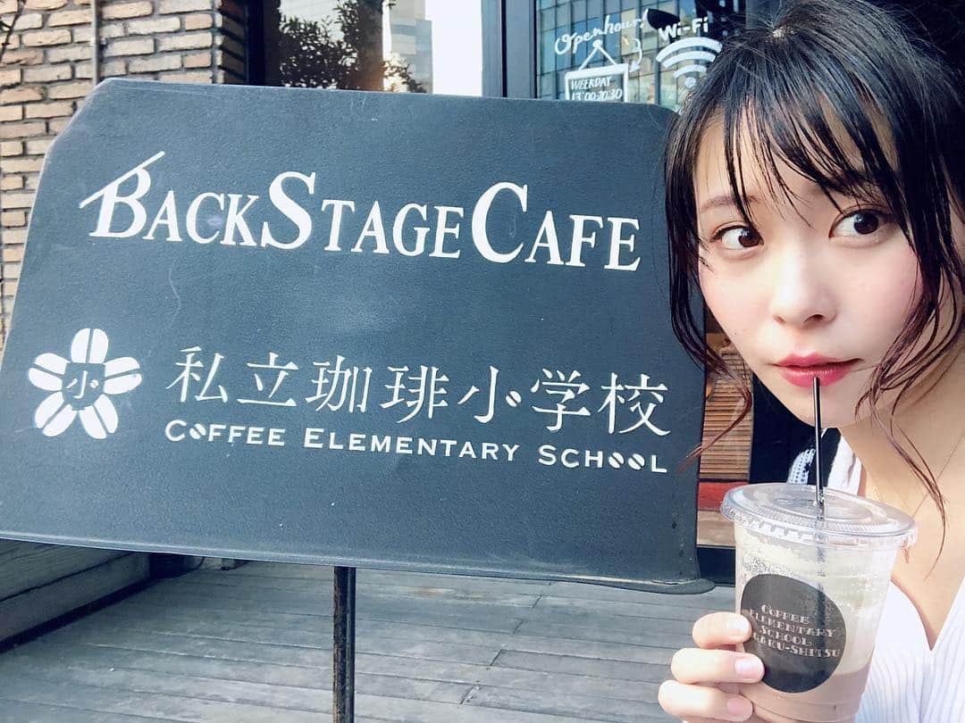 塚田綾佳さんのインスタグラム写真 - (塚田綾佳Instagram)「・ ・ #BSCラジオ #ゴルスタ ご視聴ありがとうございました💓 ・ #MCしんご さんと 生放送ラジオとても楽しかったです❣️ 普段はあまり話さないあやぽんのこととか話せたな💓💭 ・ MCしんごさんのお誕生日は 4月19日❤️ お誕生日プレゼントも渡せて良かったです☺️✨ ・ #私立珈琲小学校 音楽室さんの コーヒーも #おいしぃー ☕💭💓 飲みながらラジオが聴けるよ♪♪ ・ ・ #うたパス アプリでもラジオ聴けます❣️ 是非ダウンロードしてね😍 ・ ・ #BackstageCafé 公開生放送ラジオ❣️ 『GO GO GOLDSTARS』 毎週木曜日 14:30～15:30 会場 #BackstageCafé 番組詳細 https://backstagecafe.jp/radio/fb7363364bbf ・ 質問やメッセージ送る際は、 必ず下記ハッシュタグつけてリプして下さいっ❣️ #BSCラジオ #ゴルスタ ・ ・ #SNS用レンタル彼女 #彼女とbackstagecaféなうに使っていいよ #彼女とbackstagecaféなうに使っていいよ なう  #model #グラビア #インスタグラビア #インスタアイドル #ファインダー越しの私の世界 #オシャレグラビア  #裸眼  #無加工 #無加工グラム #ナチュラル #shooting #셀카 #미소녀 #일본인 #아이돌 #非常好 #摄影 #塚田綾佳 #아야카」4月4日 17時08分 - tsukada_ayaka