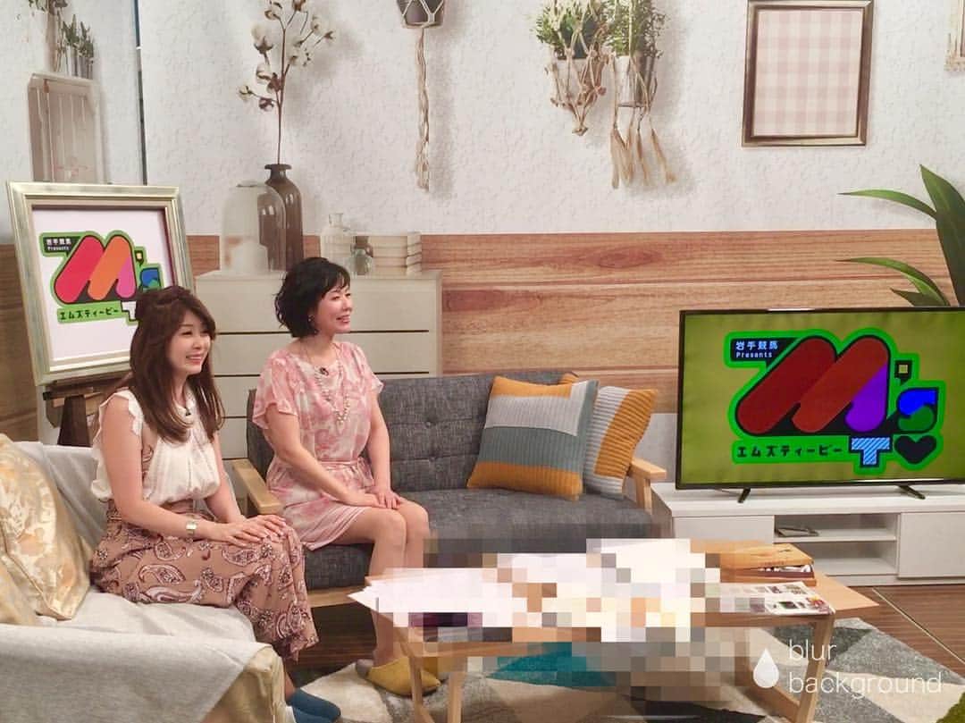 六車奈々さんのインスタグラム写真 - (六車奈々Instagram)「今日から始まるレギュラー番組！ グリーンチャンネル『M's  TV』。 矢部みほちゃんと、楽しい現場です^ - ^  オンエアよりちょっと早く、スタジオをご紹介(^^) どうぞお楽しみに！  #グリーンチャンネル #新番組 #矢部みほ ちゃん #六車奈々 #初公開 #お楽しみに #競馬 #岩手競馬 #M's TV」4月4日 17時50分 - nanarokusha