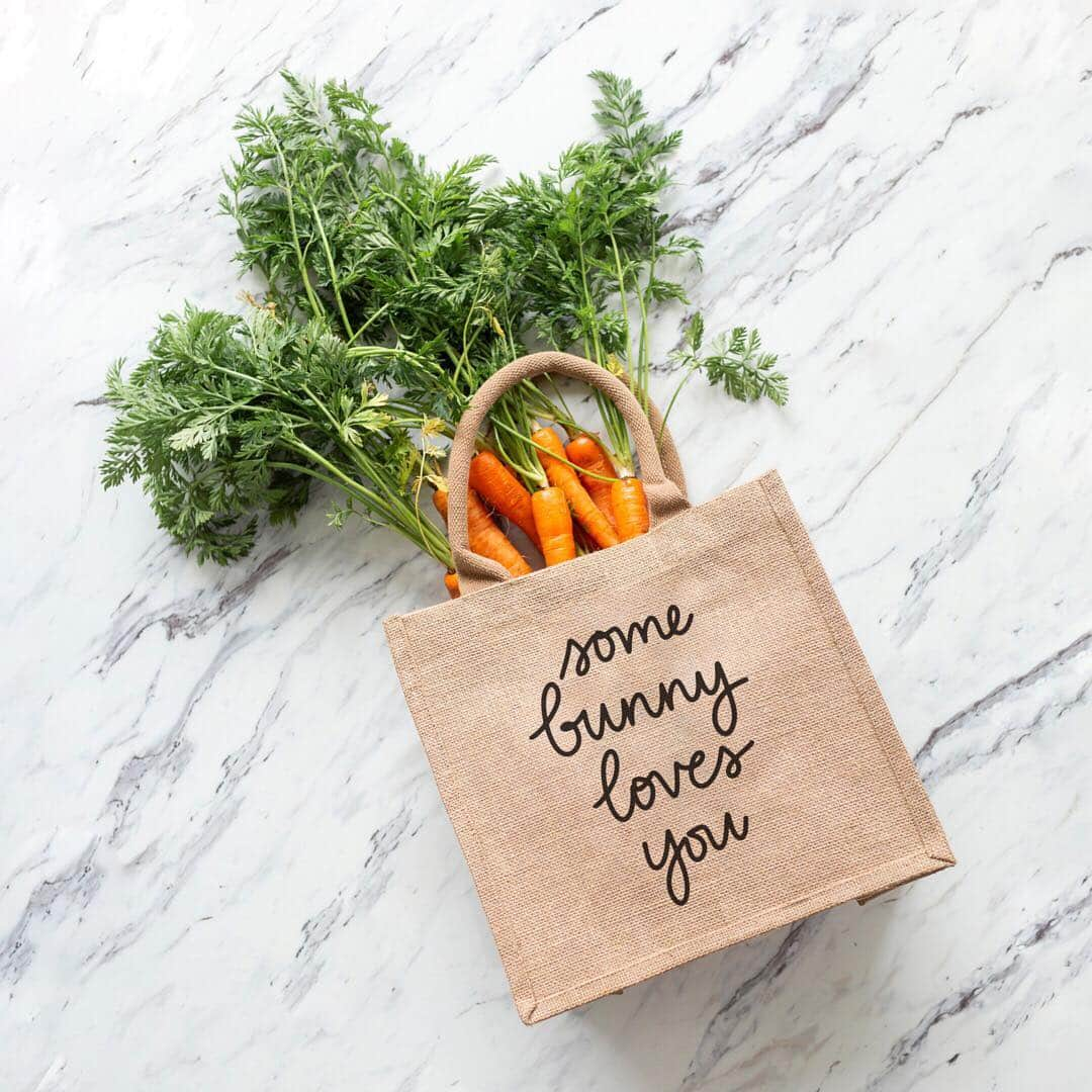 The Little Marketさんのインスタグラム写真 - (The Little MarketInstagram)「Gift this tote for Easter egg hunts or fill it with sweet treats from the Easter bunny. Tap to shop.」4月4日 8時53分 - thelittlemarket