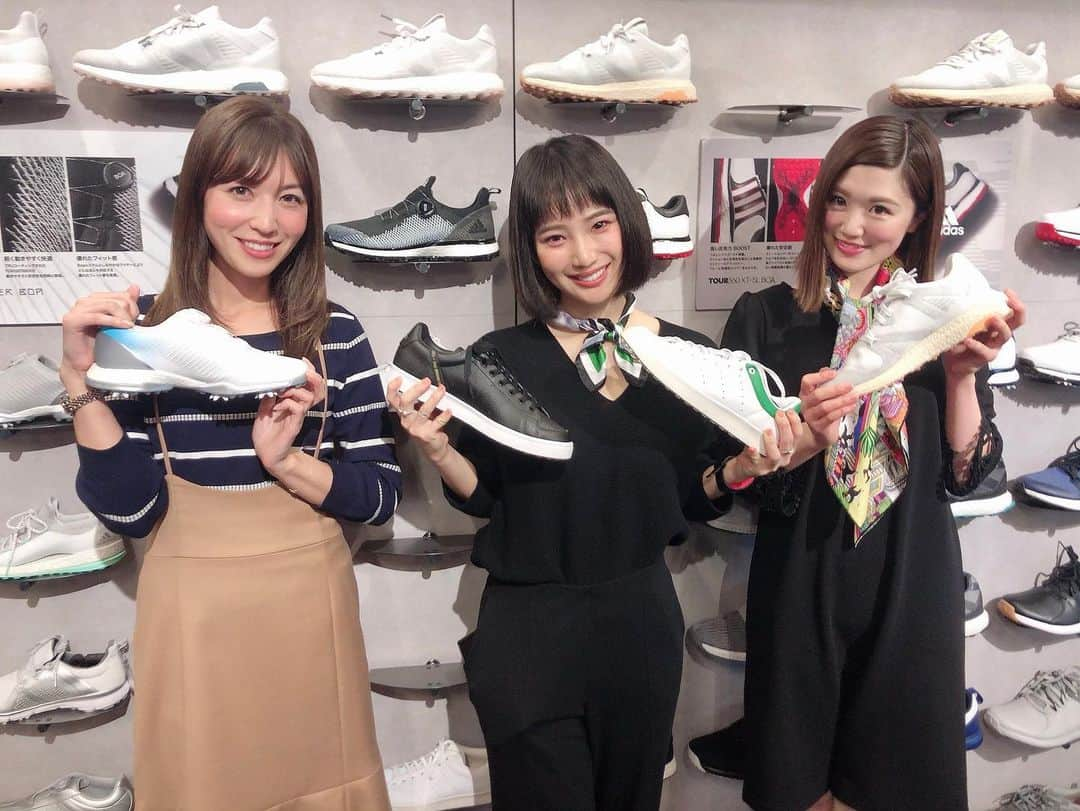 高沢奈苗さんのインスタグラム写真 - (高沢奈苗Instagram)「. adidasgolf のショールームが本社内にオープンということで、遊びに行って来ました🌸 . adidasのゴルフシューズは本当に履きやすい♪ . デザインもおしゃれでかわいい物が多くて何種類も欲しくなった😍👟💗 . . . #golf #golffashion #adidas #adidasgolf #ゴルフ #ゴルフ女子 #アディダスゴルフ」4月4日 9時01分 - nanaetakasawa