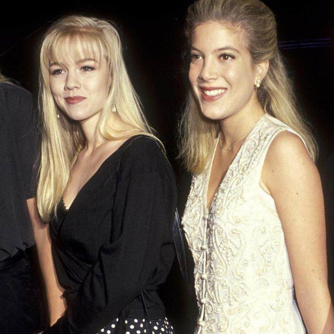 トリ・スペリングさんのインスタグラム写真 - (トリ・スペリングInstagram)「Happy Birthday to @jenniegarth my lifelong friend, sister, producing partner, soul mate, and my ultimate ride or die... - One of the most spectacular women and human beings I know. My family and I are blessed everyday to have you and your amazing family in our lives. You see life in black and white and I see it thru the brightest color together we blend our visions and create the most beautiful picture of life... We got this! Love you always... Xoxo . -  #bestfriend #rideordie #happybirthday #30yearfriendship #beautifulinsideandout #bff #partnersincrime #kellyanddonnaforever #sisterforlife #moms #90210 #lifethruourlens #thelmaandlouise」4月4日 9時46分 - torispelling