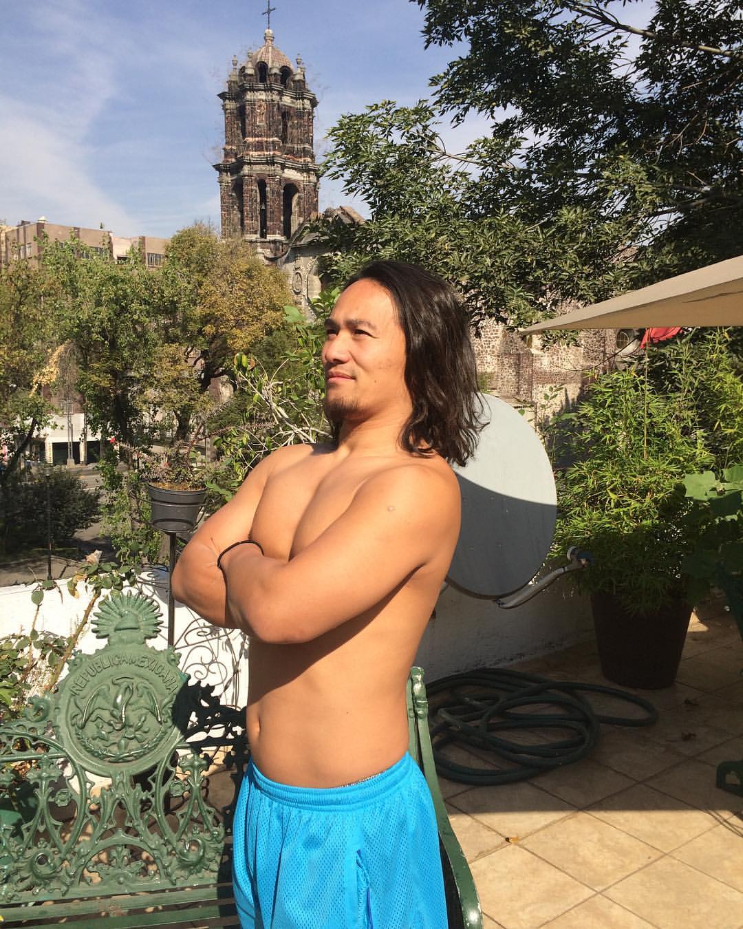 進祐哉のインスタグラム：「ロックアップス ＋ 蒸かし芋おじさん🤼‍♂️🐉 この頃髪長いね🇲🇽 #右組み #ロックアップ  #iPhone失くしておじさん #サンフェルナンド」