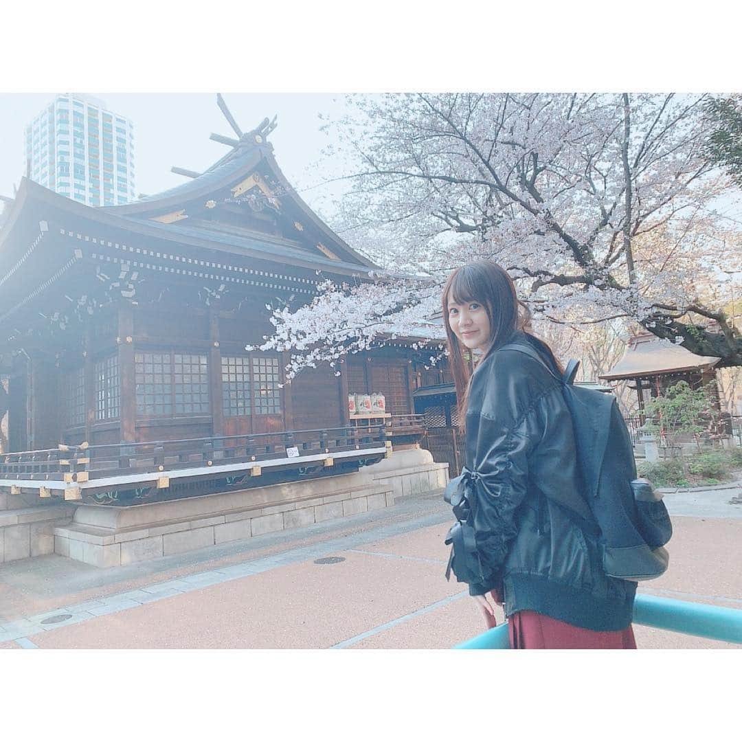 浜田翔子さんのインスタグラム写真 - (浜田翔子Instagram)「2人ともすっぴんでお花見おさんぽ。 やっとできたよー🌸🌸🌸いろんな発見あって楽しかった💕」4月4日 10時49分 - shoko_hamada