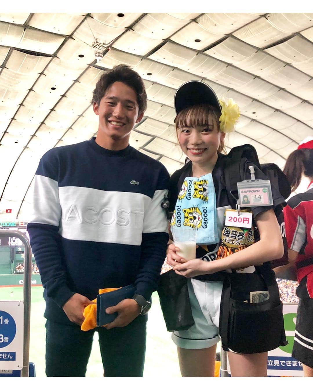 荒井陸さんのインスタグラム写真 - (荒井陸Instagram)「✔️ 練習後に、野球観戦⚔️⚾️🔥 東京ドームってやっぱ特別な場所だなって。 - 知ってる人が出てると面白い！ 野球から学べることもたくさんあります。 - #野球#東京ドーム#巨人#4連勝#和と動#シーズンシート #読売巨人軍#読売ジャイアンツ#ジャイアンツ#giants #阪神タイガース#伝統の一戦#タイガース#いい試合だった #選手だけじゃなくて#売り子 さんもすごいよね #絶対きついのに笑顔って#プロフェッショナル #岡本和真#丸佳浩#ホームラン#吉川尚輝#坂本勇人#いいね」4月4日 11時23分 - a2desu