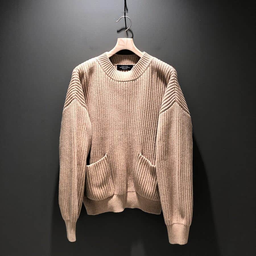 BEAMS JAPANさんのインスタグラム写真 - (BEAMS JAPANInstagram)「＜UNUSED＞ Mens Pocket Crew Neck Knit BEAMS JAPAN 2F @beams_japan #unused #beams #beamsjapan #beamsjapan2nd Instagram for New Arrivals Blog for Recommended Items #japan #tokyo #shinjuku #fashion #mensfashion #womensfashion #日本 #東京 #新宿 #ファッション#メンズファッション #ウィメンズファッション #ビームス #ビームスジャパン」4月4日 11時37分 - beams_japan