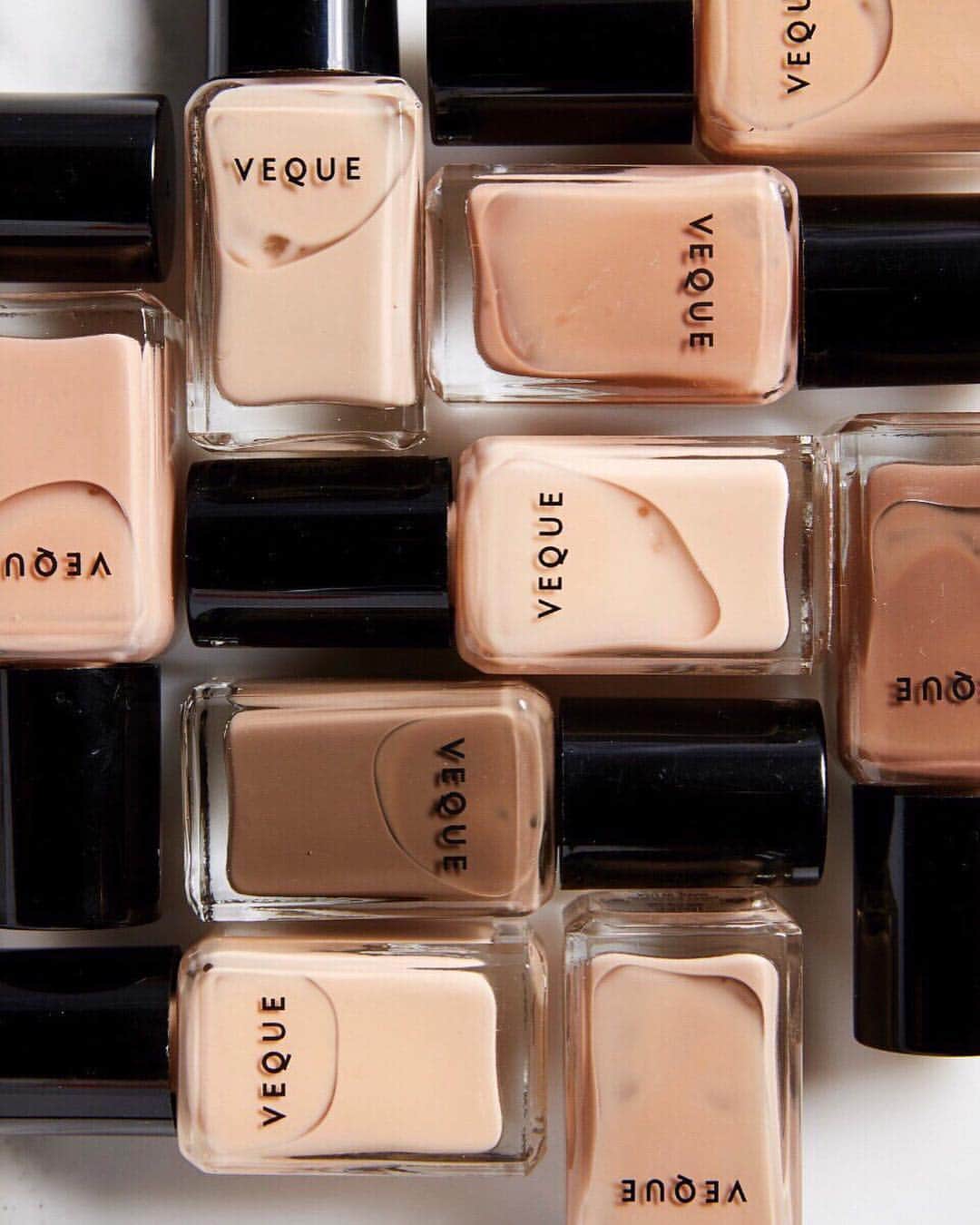 Nordstromさんのインスタグラム写真 - (NordstromInstagram)「Pick your polish: a range of nude hues just for you, available now at our latest #NordstromPop. 💅🏽 Stop by and find *your* shade of choice before Fresh Faces closes up shop on 4.14!」4月4日 12時26分 - nordstrom