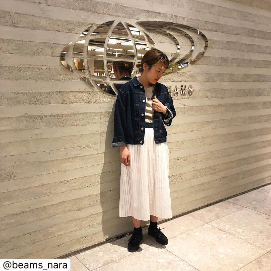 narafamily | ならファミリーさんのインスタグラム写真 - (narafamily | ならファミリーInstagram)「BEAMS（1F）ならファミリー店 . >>staff styling👧 women #lacoste #skirt #beams#ビームス #beamsplus#ビームスプラス #raybeams#レイビームス #beamsboy#ビームスボーイ #beamst#ビームスティー #beams_nara#ビームス奈良 #大和西大寺#ならファミリー #ならファグラム #日本#japan#奈良#nara #奈良公園#鹿#大仏 #womensfashion #ウィメンズファッション #19ss#newarrivals 只今、BEAMSオンラインサイトより店舗にて試着予約を承れます。 @beams_nara プロフィールからオンラインサイトに移動できます。 サイズに不安のあるお客様は是非ご活用ください。」4月4日 13時42分 - narafa.jp