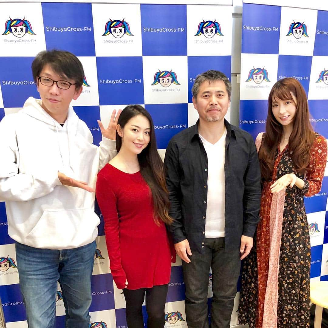 岩佐真悠子さんのインスタグラム写真 - (岩佐真悠子Instagram)「ラジオまもなく始まるよ！！ @渋谷クロスFM 14時〜14時50分の生放送(スタジオ見学可) 視聴URL :  https://t.co/lHFUum7eMi  番組概要：https://t.co/Y1ABhnIc29 ■FM視聴：88.5MHz(渋谷区内) #渋谷クロスFM  #おーたPの部屋 https://t.co/XmS4H0qg2g」4月4日 13時57分 - mayuko.iwasa