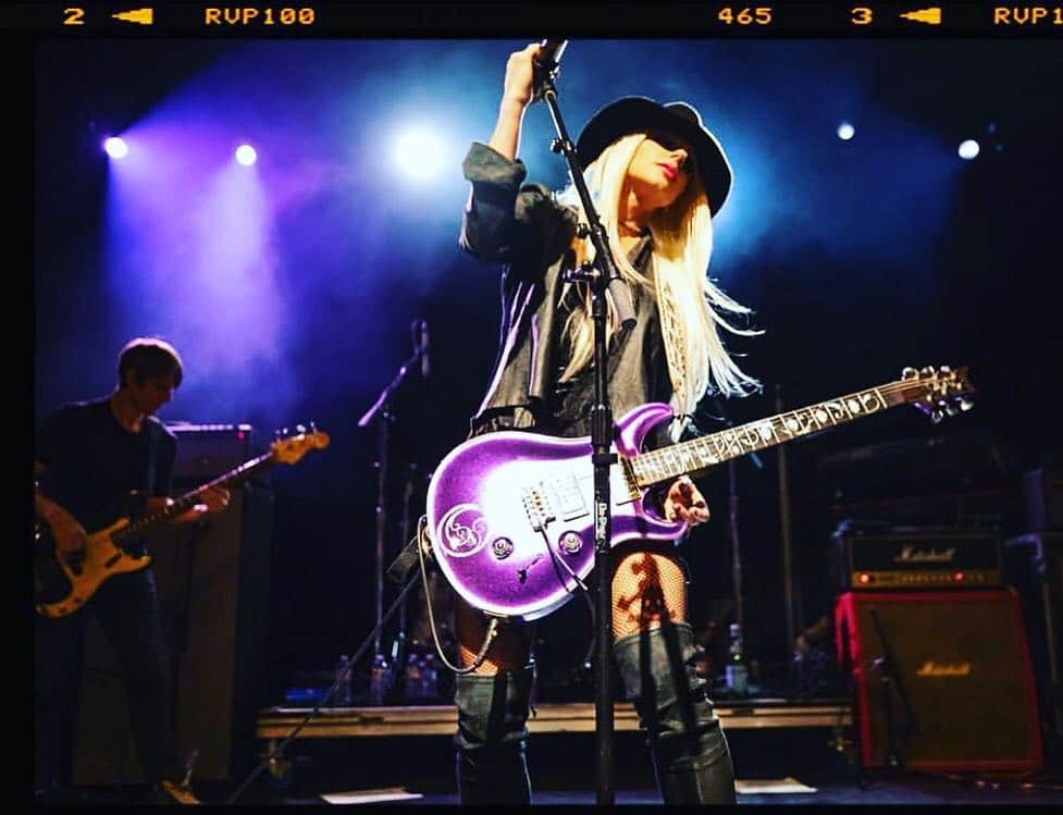 オリアンティさんのインスタグラム写真 - (オリアンティInstagram)「📷 @noisyfotosbywendybird @chrischaneybass #losangeles @prsguitars」4月4日 13時53分 - iamorianthi