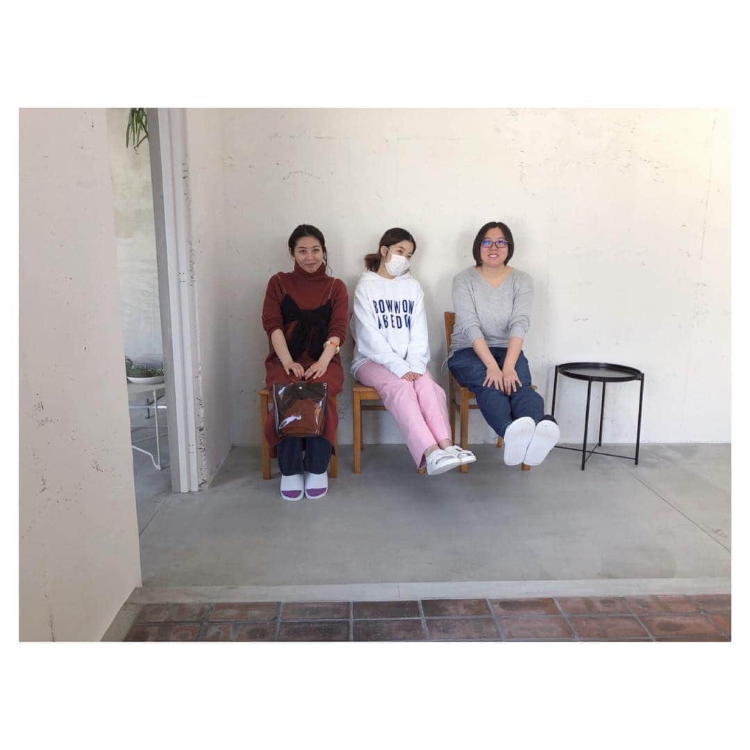 高橋愛さんのインスタグラム写真 - (高橋愛Instagram)「shooting @gravail 📸♡ ㅤㅤㅤㅤㅤㅤㅤㅤㅤㅤㅤㅤㅤ ㅤㅤㅤㅤㅤㅤㅤㅤㅤㅤㅤㅤㅤ 大好きな人達😍 ㅤㅤㅤㅤㅤㅤㅤㅤㅤㅤㅤㅤㅤ 可愛い人達😍 ㅤㅤㅤㅤㅤㅤㅤㅤㅤㅤㅤㅤㅤ  ㅤㅤㅤㅤㅤㅤㅤㅤㅤㅤㅤㅤㅤ #今日のあやこ #今日のともむー #今日のばっしー #めみカメラ」4月4日 14時03分 - i_am_takahashi
