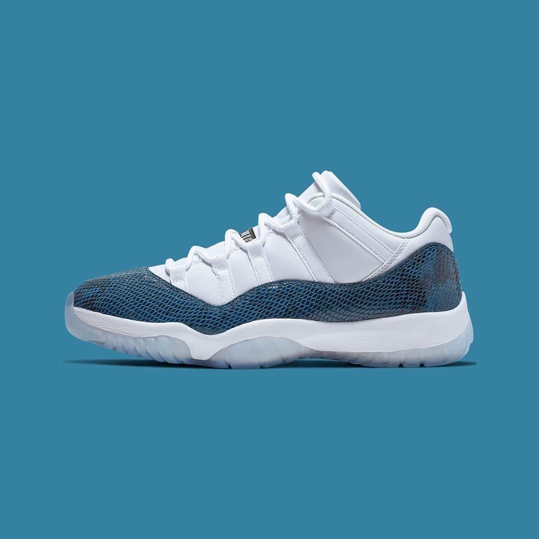 Nice Kicksさんのインスタグラム写真 - (Nice KicksInstagram)「After a lengthy wait, official images of the “Blue Snakeskin” Air Jordan 11 Low have finally emerged 👀 Look for the highly-anticipated release this spring on April 19th.」4月4日 16時01分 - nicekicks