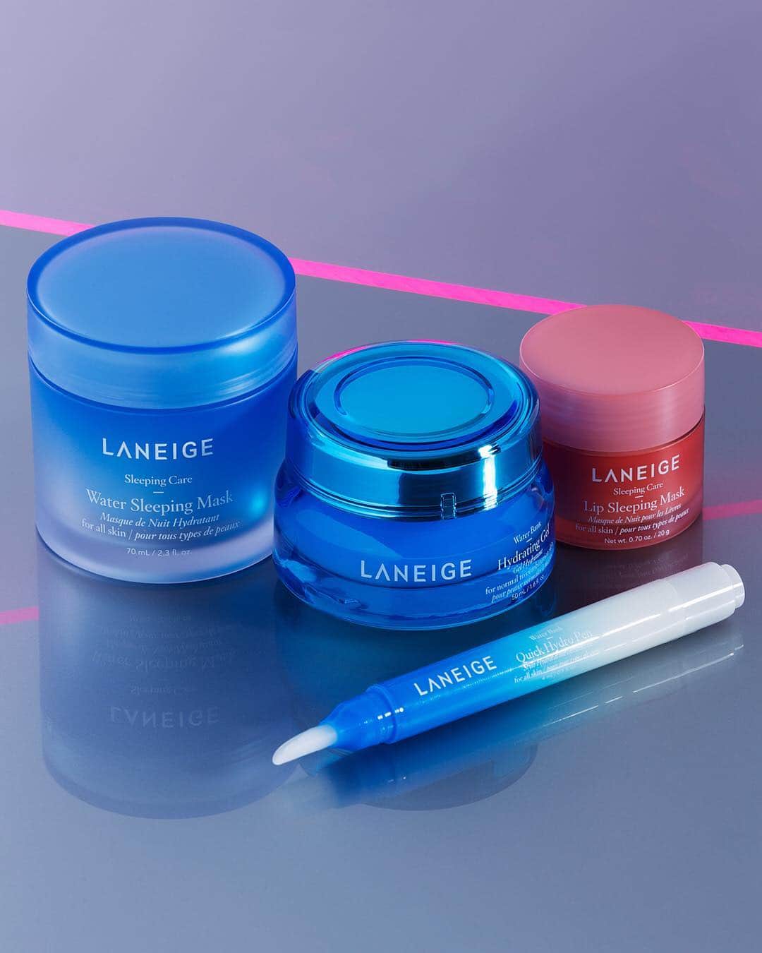 のインスタグラム：「La marque coréenne @laneige_europe ❄️ est arrivée chez Sephora. Des produits gorgés d’eau 💧 qui offrent à la peau un maximum d’hydratation pendant le sommeil. Votre peau fatiguée se réveillera reposée et parfaitement hydratée.. Bonne nuit ! 🌙😴 #SephoraxLaneige #SkinkCare #SleepingBeauty」