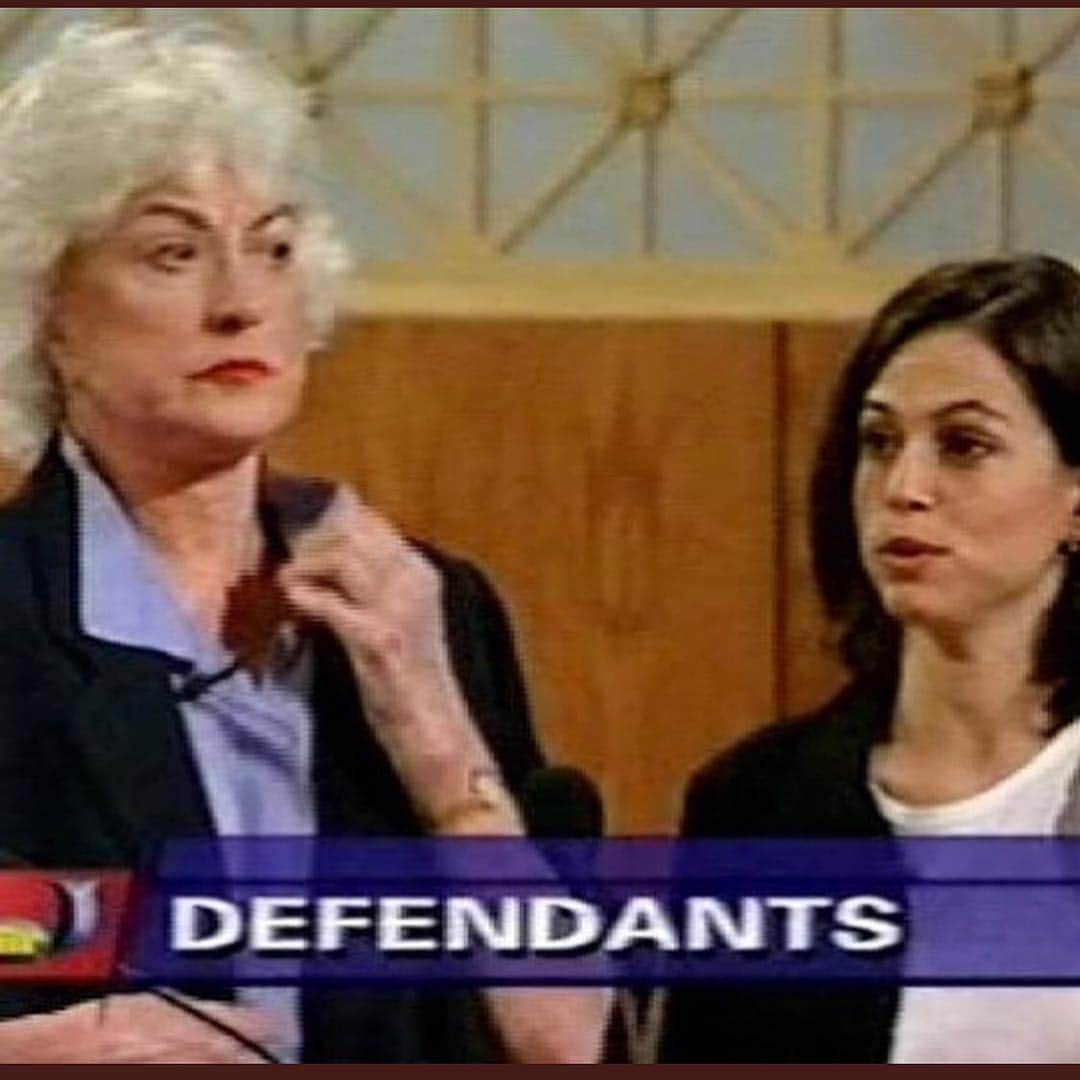 ミッチェル・コリンズさんのインスタグラム写真 - (ミッチェル・コリンズInstagram)「Ummmmm did you guys know BEA ARTHUR WAS ON JUDGE JUDY???? Like not as part of a scripted slapstick tv episode but as HERSELF?? Back in 1996, according to her IMDB profile, “Once appeared on Judge Judy (1996) as a witness for a defendant who was involved with the animal rights organization PETA. The defendant won.” This is my ultimate crossover episode and no show will ever top it!!! As far as I know, no video footage exists, but user @Hot4Robin on Twitter sent these screen grabs over to me. I just wish Bea would have shown up in her own judge’s robe from her famed Shapeless Poncho Collection for Kohl’s. (And forgive me but I had to scoop my other insta page @facesofjudgejudy) #TheGoldenGirls #GoldenGirls #horseurine #judgejudy #facesofjudgejudy」4月5日 3時18分 - michcoll