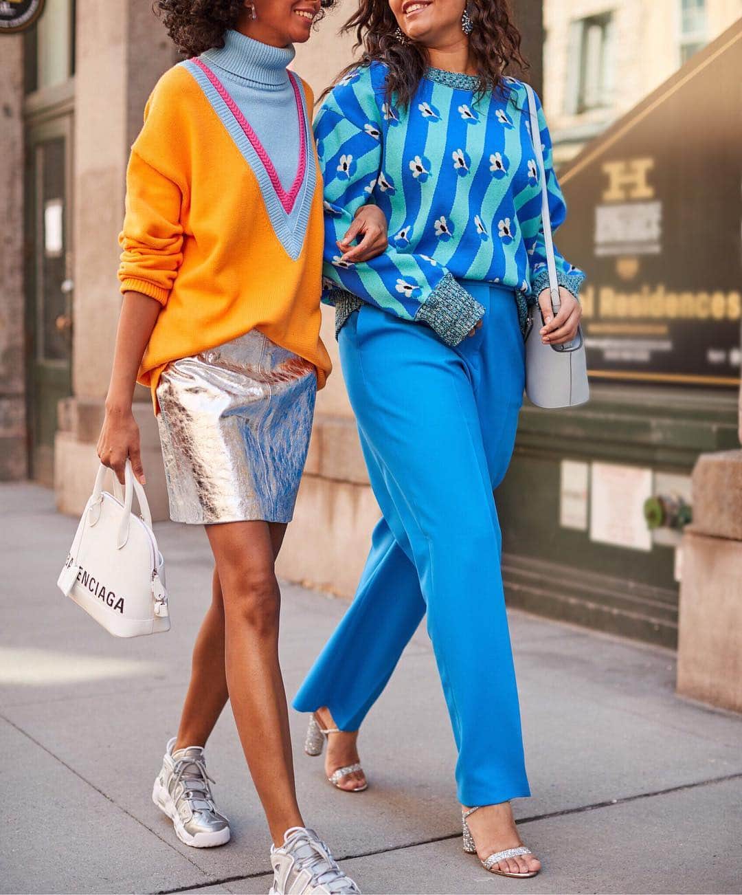 Nordstromさんのインスタグラム写真 - (NordstromInstagram)「Trend alert: Retro glam + bold color make for the perfect spring pair, dynamic duo, partners in crime - take your pick 💥 #linkinbio to shop the trend now.」4月5日 1時56分 - nordstrom