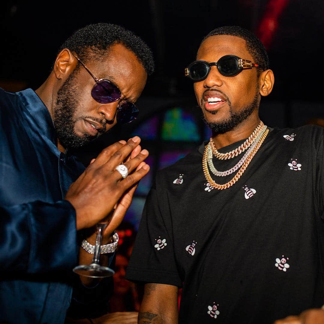 ファボラスのインスタグラム：「show ya Brother Love 🖤 @diddy [shot by @drevinciwrks]  #MrJones #MIAMI」