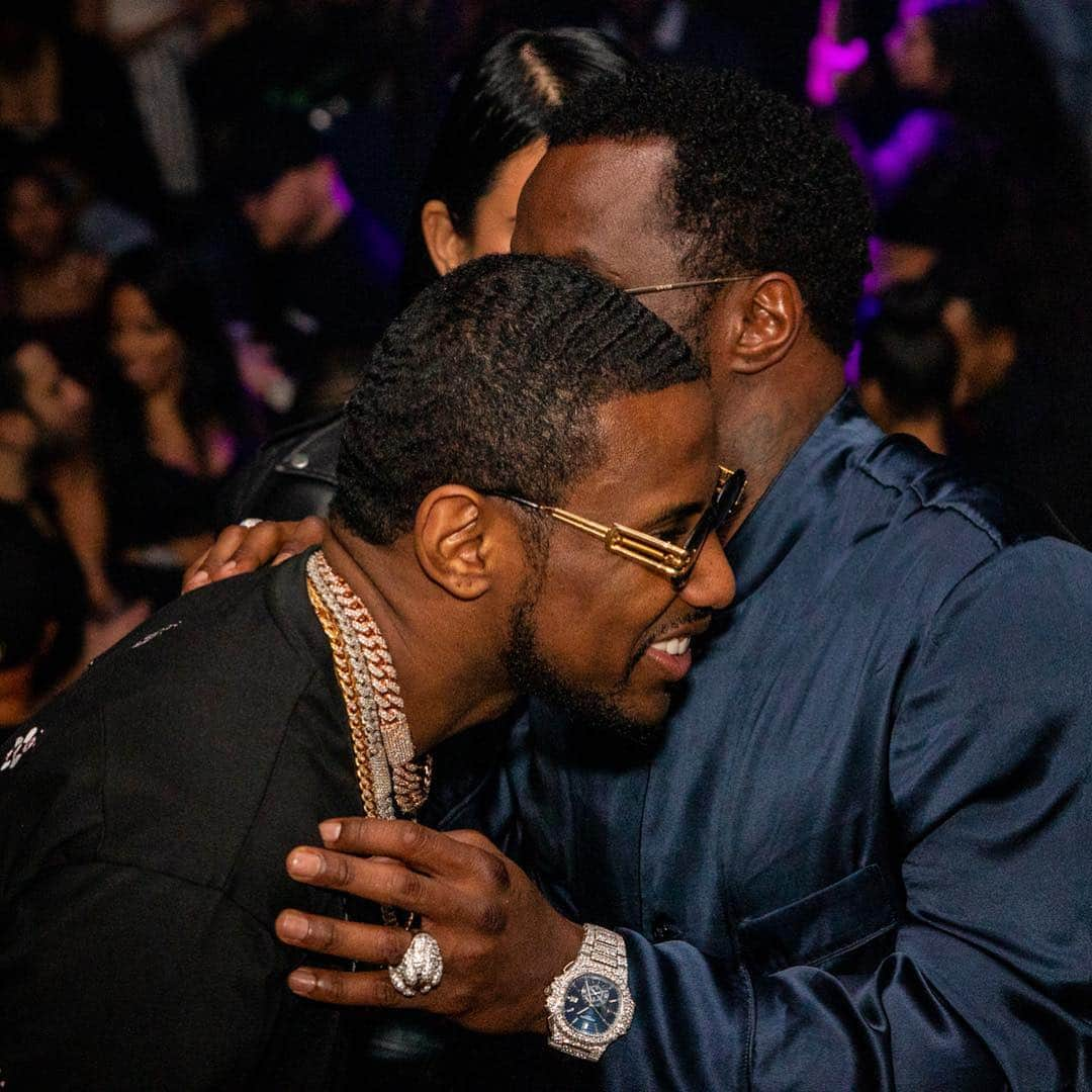 ファボラスさんのインスタグラム写真 - (ファボラスInstagram)「show ya Brother Love 🖤 @diddy [shot by @drevinciwrks]  #MrJones #MIAMI」4月5日 2時31分 - myfabolouslife