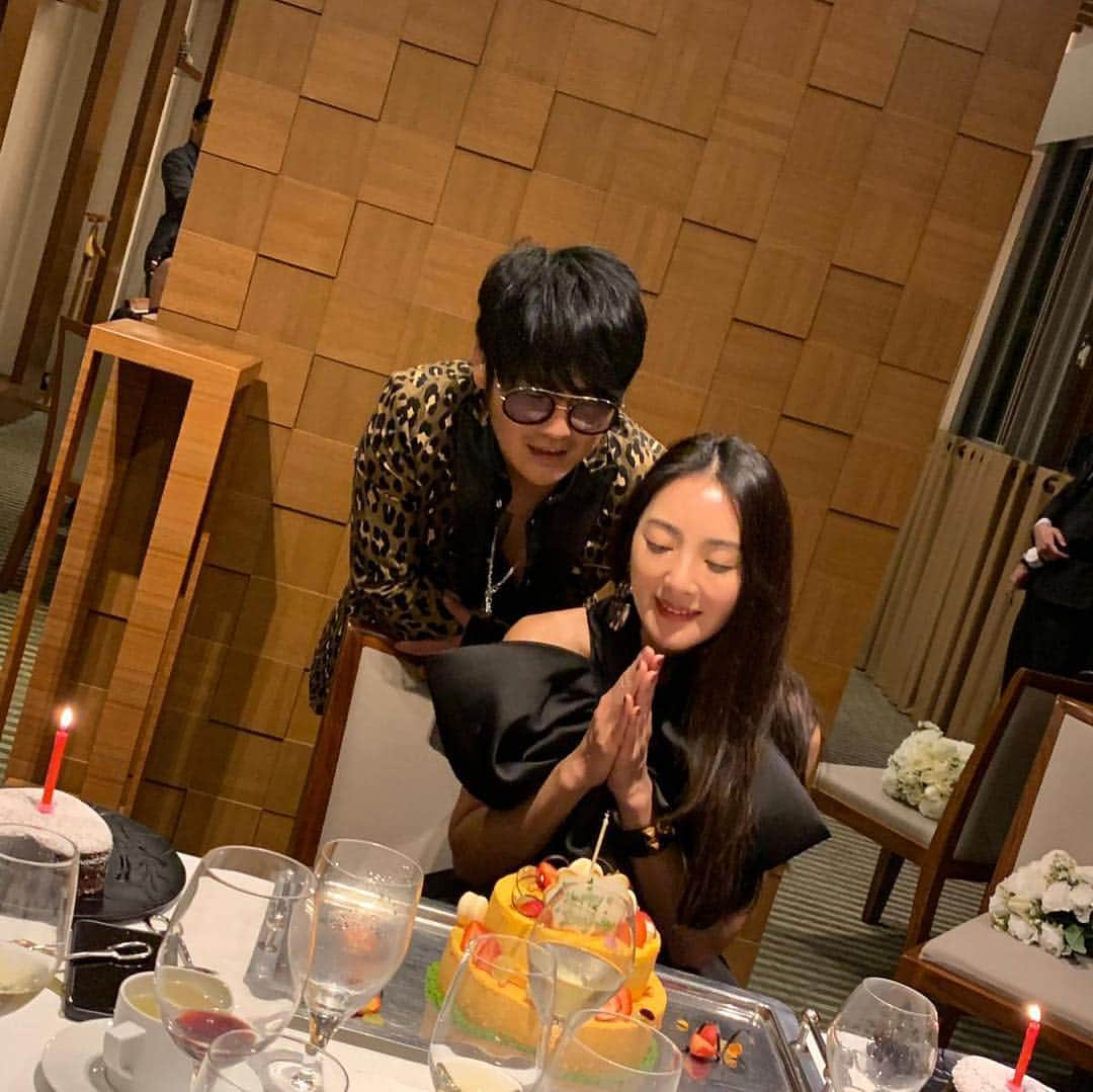 曹格格さんのインスタグラム写真 - (曹格格Instagram)「#wife #mylove❤️ #happybirthday」4月5日 2時35分 - supergarychaw