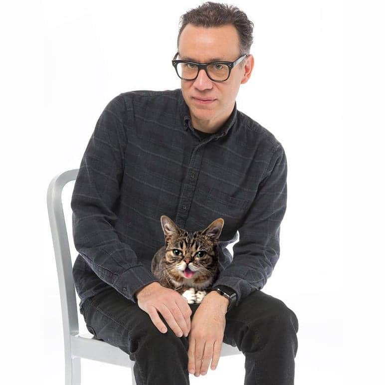 Lil BUBさんのインスタグラム写真 - (Lil BUBInstagram)「Fred Armisen is beyond thrilled to be interviewed by BUB, on stage, in Asbury Park, NJ in front of real people like YOU. Reserve your tickets at link in bio. All proceeds benefit homeless pets!」4月5日 2時44分 - iamlilbub
