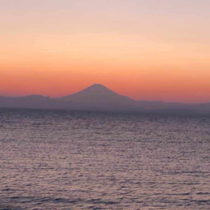 のインスタグラム：「#葉山 #葉山歩き #富士山」