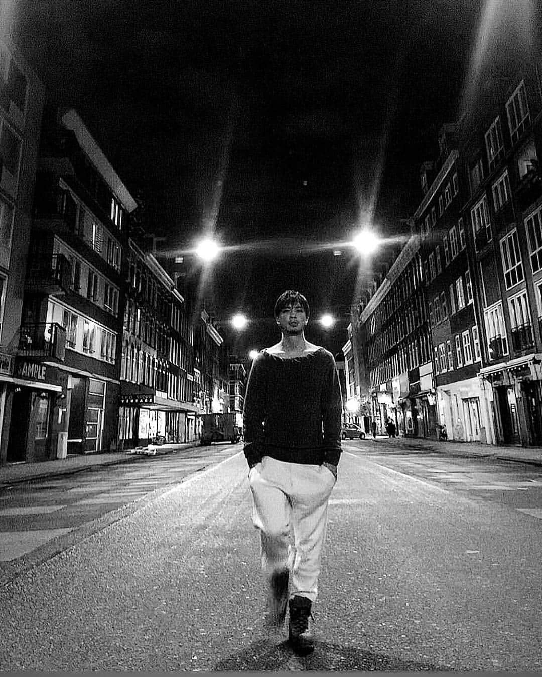のインスタグラム：「#blackandwhite」