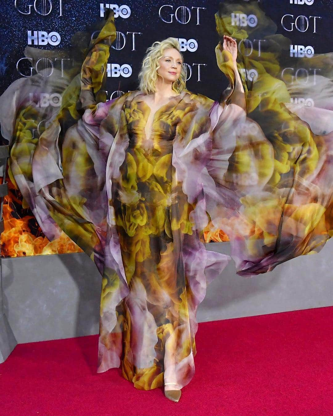 Iris Van Herpeさんのインスタグラム写真 - (Iris Van HerpeInstagram)「Our beloved friend Gwendoline Christie 💜 stunningly beautiful at the Game of Thrones final season premiere in New York, dressed in custom ‘Shift Souls’ Couture. Styling by @jerry_stafford. ～ #gwendolinechristie #gameofthrones #irisvanherpen #shiftsouls」4月4日 18時38分 - irisvanherpen