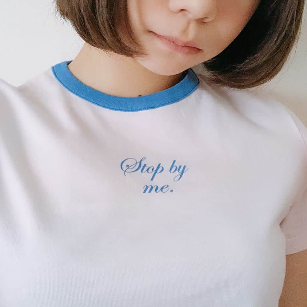 のインスタグラム：「. このままで壊さないでね stop by me. . 今日は世界で一番大好きな りさこちゃんのお誕生日🎂 . おめでとうございます☺️ あなたなしでは生きてゆけない❣️ . #菅谷梨沙子生誕祭」