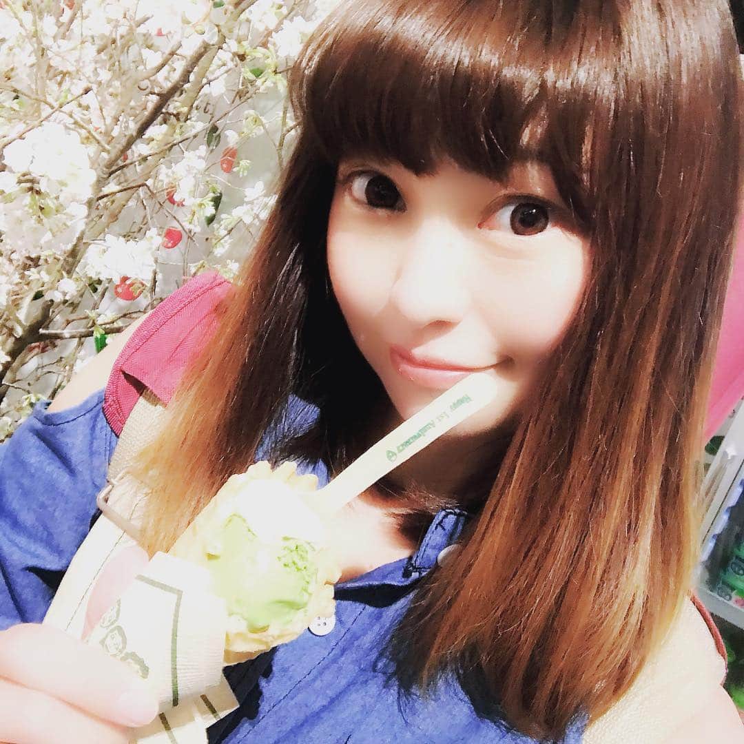 正田美里（みさみさ）さんのインスタグラム写真 - (正田美里（みさみさ）Instagram)「食べてばかり（笑）  #アイス #大好き #美味しい」4月4日 19時06分 - misamisaupiupi