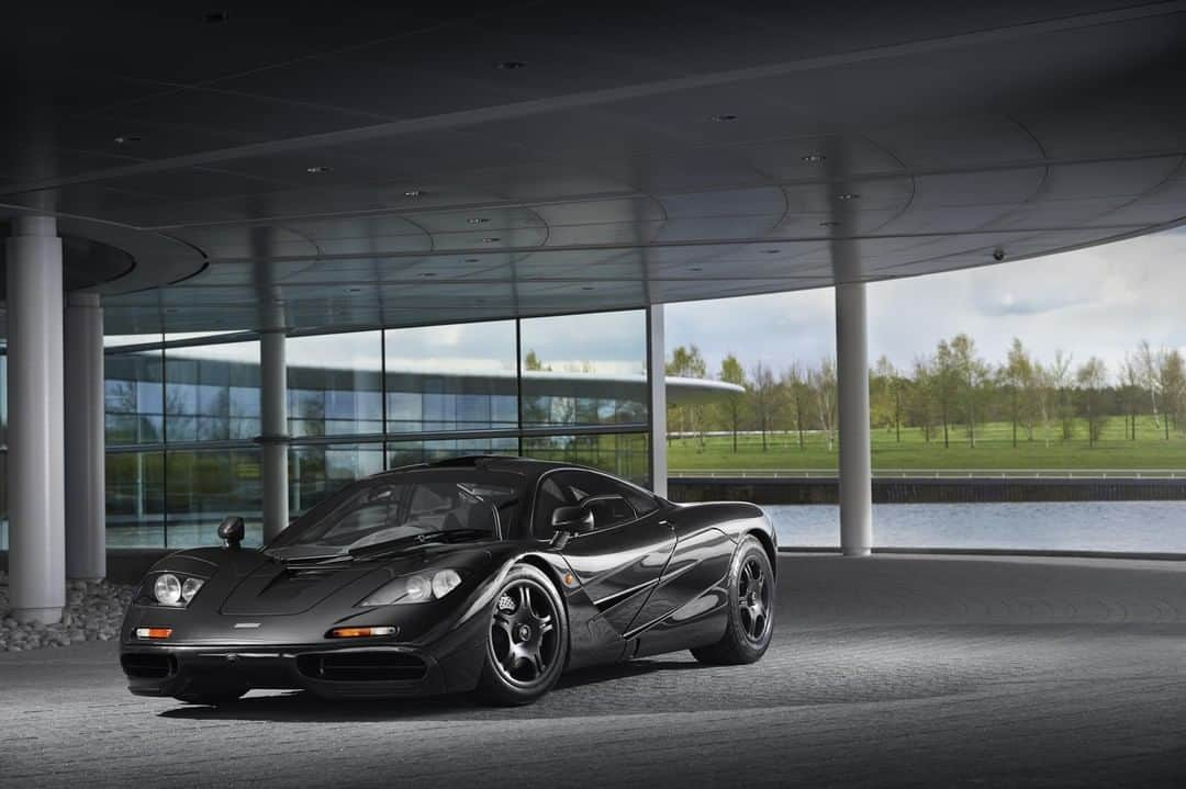 McLaren Automotiveさんのインスタグラム写真 - (McLaren AutomotiveInstagram)「The levels of precision in the manufacture of the #McLarenF1 paved the way for future McLarens, with each cabin being customised to the individual owner. #UltimateMonth」4月4日 19時07分 - mclarenauto