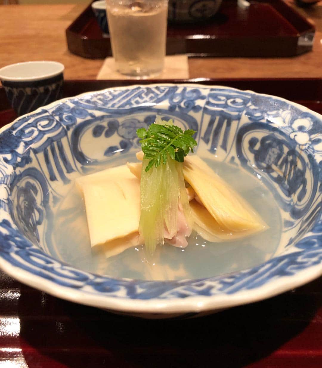 濱野りれさんのインスタグラム写真 - (濱野りれInstagram)「Japanese food "Matsukawa" #Reservation ➡︎ Around a year #Taste ➡︎ A I visit for the first time in years!! Both the ingredient of taste and the food are the highest quality! After all, the best dish for me is "shime's rice" is picture 10th. That is speciality of Matsukawa. I couldn't stop to eat🤦‍♂️💓 Thank you for the wonderful  opportunity!! . . 久しぶりのの松川さん💗 何から何まで最高に美味しかったです🥰しめのご飯がやっぱり一番好き！ 素敵な機会をありがとうございました💗 . . #rirelog#matsukawa #washoku#japanese_food #japanesecuisine#japanesefoods#tokyoeats#toptokyorestaurants#akasaka #roppongi#tokyogourmet#lovetoeat#eater#eatlover#tabelog #松川#予約困難#食べログ高評価#食べログ4#和食#日本食#赤坂グルメ#六本木グルメ#グルメ記録#東京グルメ」4月4日 19時15分 - riregram