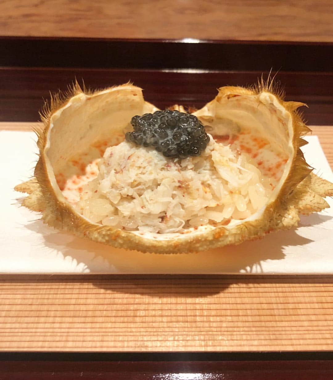 濱野りれさんのインスタグラム写真 - (濱野りれInstagram)「Japanese food "Matsukawa" #Reservation ➡︎ Around a year #Taste ➡︎ A I visit for the first time in years!! Both the ingredient of taste and the food are the highest quality! After all, the best dish for me is "shime's rice" is picture 10th. That is speciality of Matsukawa. I couldn't stop to eat🤦‍♂️💓 Thank you for the wonderful  opportunity!! . . 久しぶりのの松川さん💗 何から何まで最高に美味しかったです🥰しめのご飯がやっぱり一番好き！ 素敵な機会をありがとうございました💗 . . #rirelog#matsukawa #washoku#japanese_food #japanesecuisine#japanesefoods#tokyoeats#toptokyorestaurants#akasaka #roppongi#tokyogourmet#lovetoeat#eater#eatlover#tabelog #松川#予約困難#食べログ高評価#食べログ4#和食#日本食#赤坂グルメ#六本木グルメ#グルメ記録#東京グルメ」4月4日 19時15分 - riregram