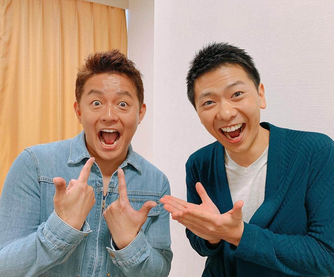 上坂嵩さんのインスタグラム写真 - (上坂嵩Instagram)「あすの #ドデスカ #レコメン坂 では、巷で話題に(!?) 井戸田さんの交友録に迫ります！ #米津玄師 さんなどとのエピソードも！  さらに、#松坂桃李 さん #菅田将暉 さん #賀来賢人 さん #間宮祥太朗 さん #杉野遥亮 さんがイケメン5人が顔を揃えたイベントもレコメン！ あすの #ドデスカ をお楽しみに！ ＊内容は変更になる場合があります。予めご了承ください。  #井戸田潤 さん #スピードワゴン #メーテレ #上坂嵩」4月4日 19時34分 - takashi_uesaka_nbn