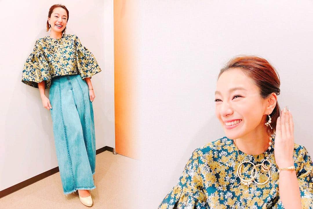 三船美佳さんのインスタグラム写真 - (三船美佳Instagram)「🏡 毎日放送『住人十色』 3/23(土)17:00〜17:30放送  トップス→ #adonisis @adonisis_psalter  ワイドデニム→#verofonna @verofonna  ネックレス、ピアス、ブレス→ #sassy @accesassy」4月4日 19時53分 - mikamifune_official