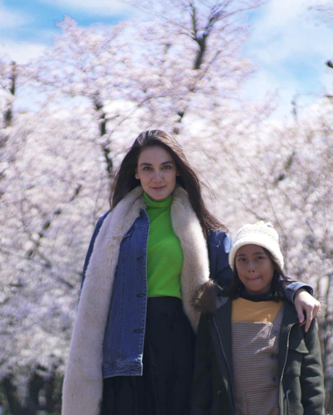 ルナ・マヤさんのインスタグラム写真 - (ルナ・マヤInstagram)「Sakura 🌸 #lunamaya #travelholic #sakura #tokyo #springbreak 📸 @zaki_muhammad_」4月4日 20時24分 - lunamaya