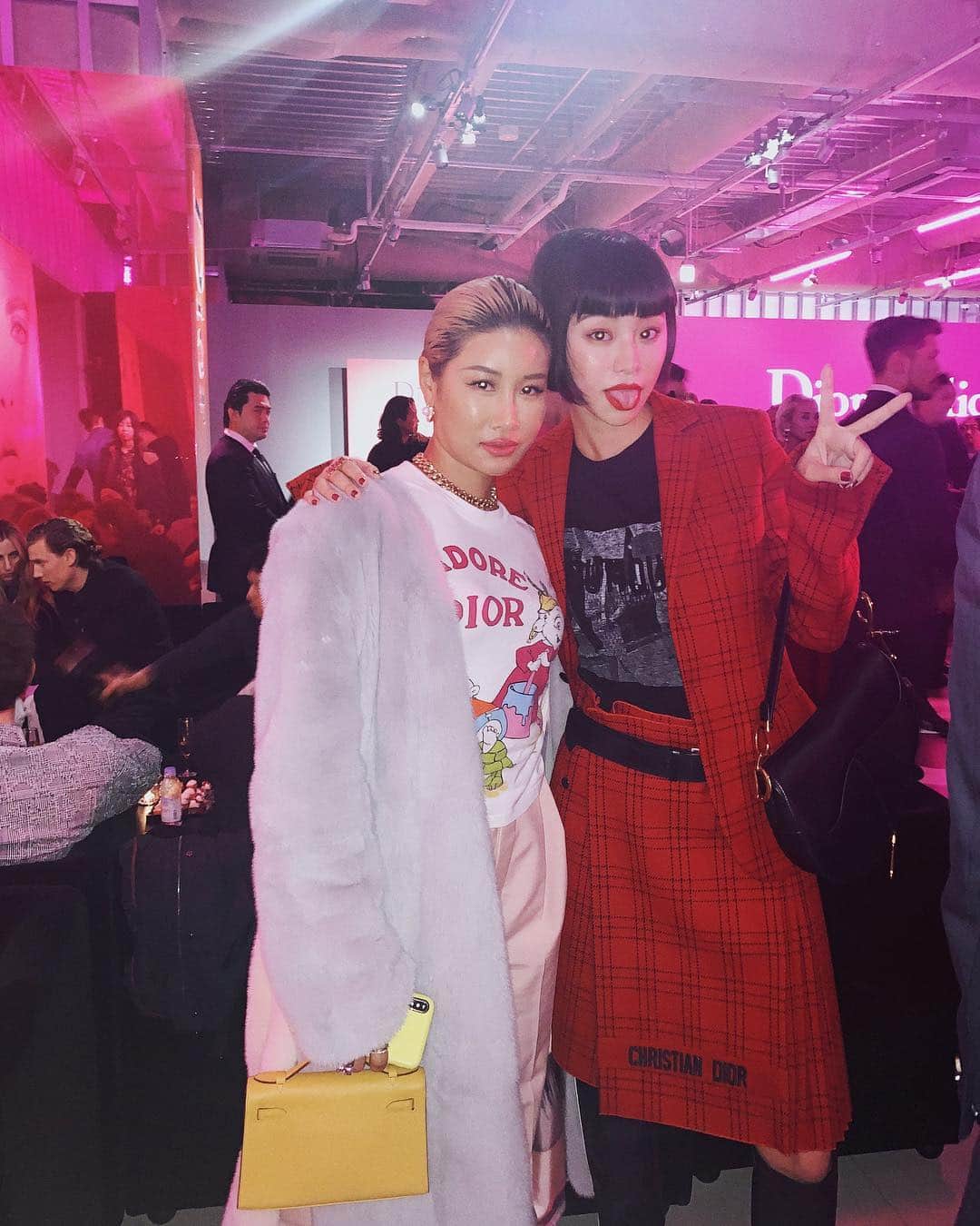 る鹿さんのインスタグラム写真 - (る鹿Instagram)「好き👽👽」4月4日 20時28分 - luluxinggg