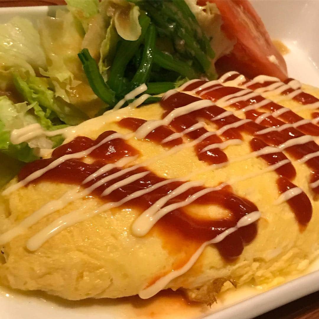 TOGGYさんのインスタグラム写真 - (TOGGYInstagram)「食べ過ぎ。」4月4日 20時32分 - dj_toggy
