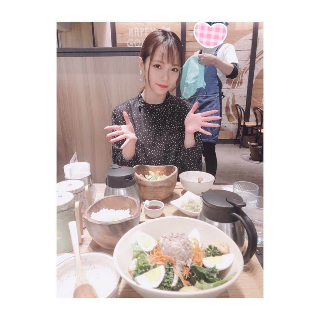 前川琳菜（りなち）さんのインスタグラム写真 - (前川琳菜（りなち）Instagram)「✩‧₊˚ . . すきぴぃ👭💖 ご飯行ってスタバでのんびーりまったーり☕️❤️ 将来の話をしたり今から色々ワクワクがとまらんねっ😂❣️ いつもありがとう💗本当はもっと会いたーい😫笑 . . #tagsforlikes #tflers #instadaily #instalike #instalove #instafollow #japangirl #instagood #instapic #me #selfie #followalways #followme #smile #팔로우 #소통 #셀카 #셀카그램 #셀카놀이 #셀카타임 #셀피 #셀스타그램 #훈스타그램 #팔로미 #얼스타그램 #모델 #ヒカリエごはん #スタバ」4月4日 20時33分 - rina__maekawa