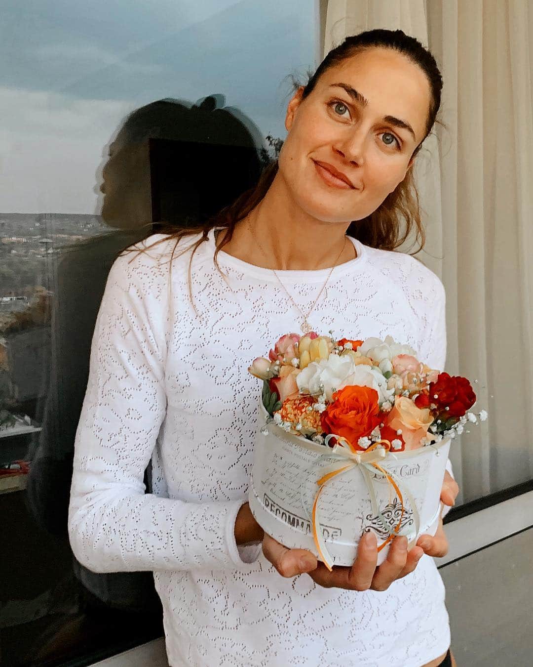 のインスタグラム：「💐🌷🌹🥀🌺🌸🌼 #aprilbaby #heviz #flowerpower #gasjeans #gastories #bday #yesterday #hunguesthotels #hirdetes #wellness @gasjeans」