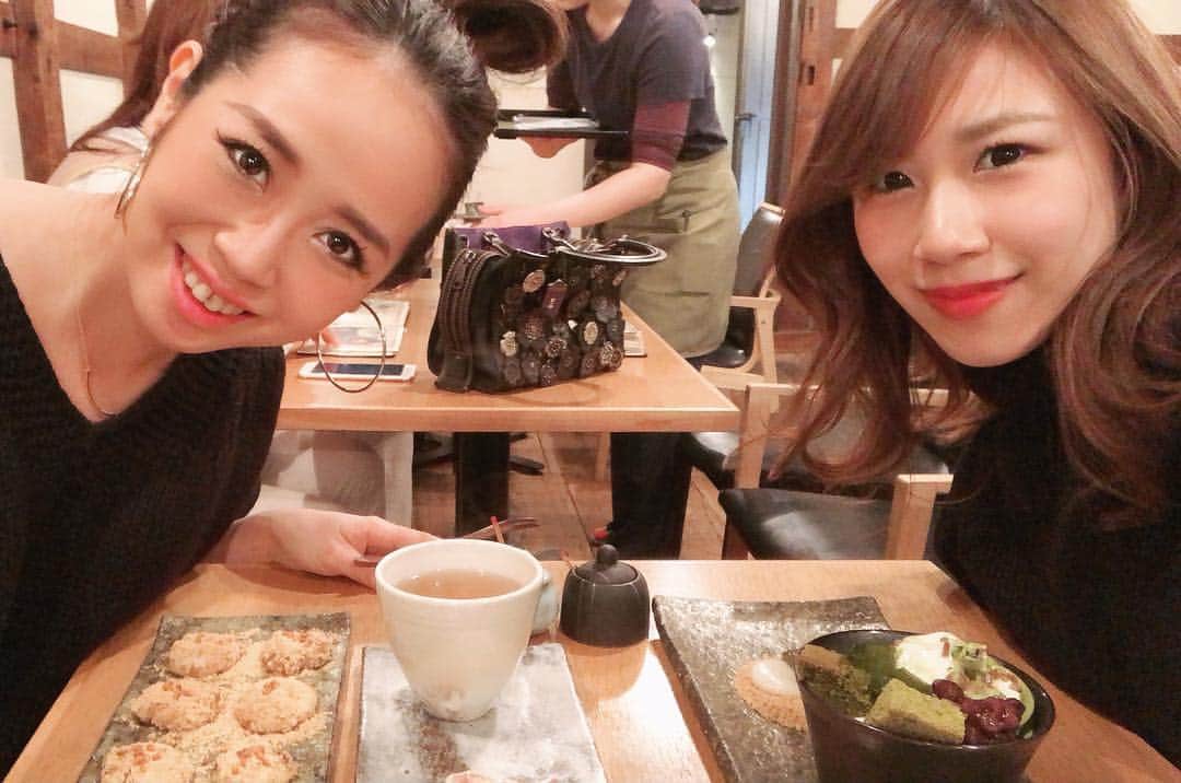 DJ みぃのインスタグラム：「頼りになる先輩AMIさん🥺💓行きたいカフェも行けて良かった🥰まだまだ話足りなかったので次はお家にお邪魔します🏠🎶 #AMI さん #同じ事務所の先輩と後輩 #色々通じるものがあると私は勝手に思ってます笑」