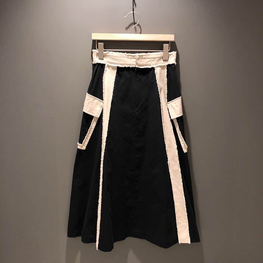BEAMS JAPANさんのインスタグラム写真 - (BEAMS JAPANInstagram)「＜RBS＞ Womens バイカラーラインスカート BEAMS JAPAN 3F @beams_japan #rbs_raybeams #raybeams #beams #beamsjapan #beamsjapan3rd Instagram for New Arrivals Blog for Recommended Items #japan #tokyo #shinjuku #fashion #mensfashion #womensfashion #日本 #東京 #新宿 #ファッション#メンズファッション #ウィメンズファッション #ビームス #ビームスジャパン」4月4日 20時57分 - beams_japan