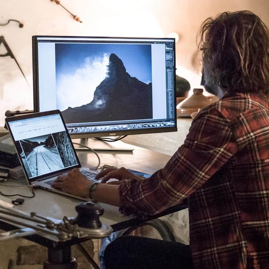 ASUSさんのインスタグラム写真 - (ASUSInstagram)「“The screen of the ASUS ProArt PA32UC is just gorgeous! Editing is a real pleasure with so many crisp details” - @davidcarlierphotography, Adventure Photographer/Filmmaker.  photo credit: @davidcarlierphotography  #ASUS #PA32UC #ASUS_ProArtMonitor#WhatProsSay」4月4日 21時00分 - asus