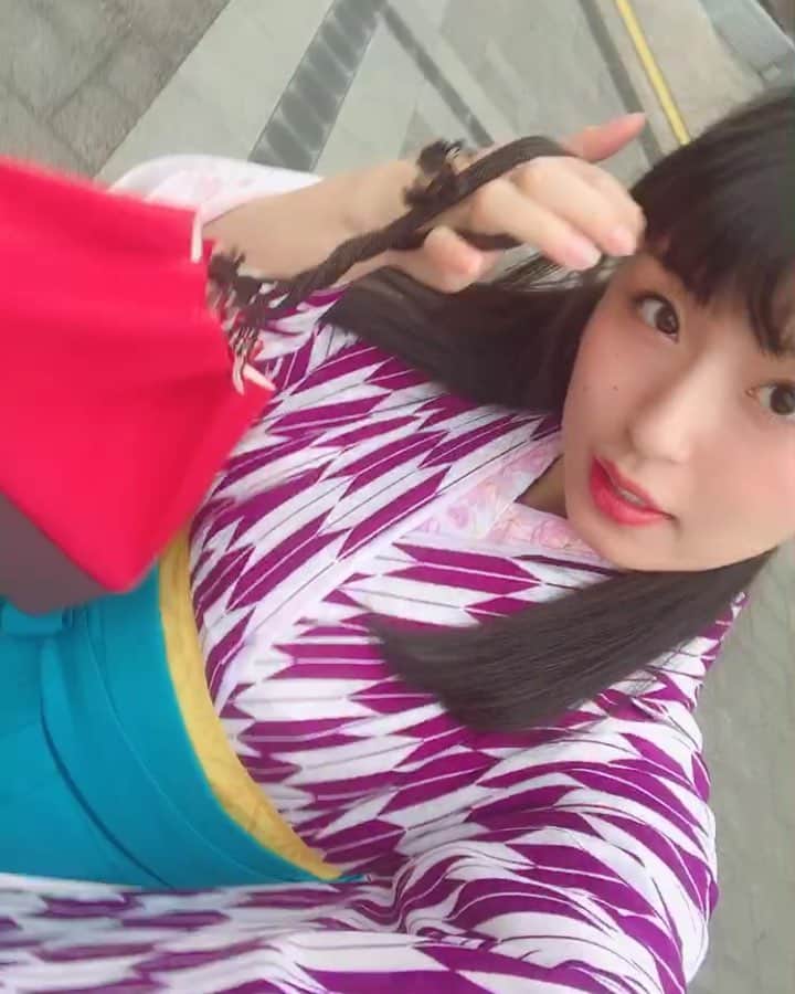竹本茉莉のインスタグラム：「🌸袴でっす🌸 . . . . . . #インスタグラビア#グラビアアイドル#袴#着物#japanesegirl#selfie#自撮り#自撮り界隈#10秒グラビア」