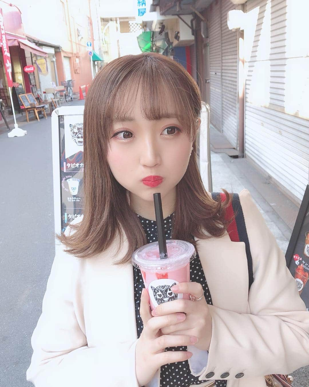 星野麻里愛さんのインスタグラム写真 - (星野麻里愛Instagram)「大須にあるチーターズに 行ってきました。 タピオカの種類めちゃあるし からあげとチーズハットグ🧀 もあって、めっちゃ おすすめ！！！！ #大須 #タピオカ #大須タピオカ #チーターズ #タピ活 #名古屋 #インスタ映え」4月4日 21時11分 - maria.pink28