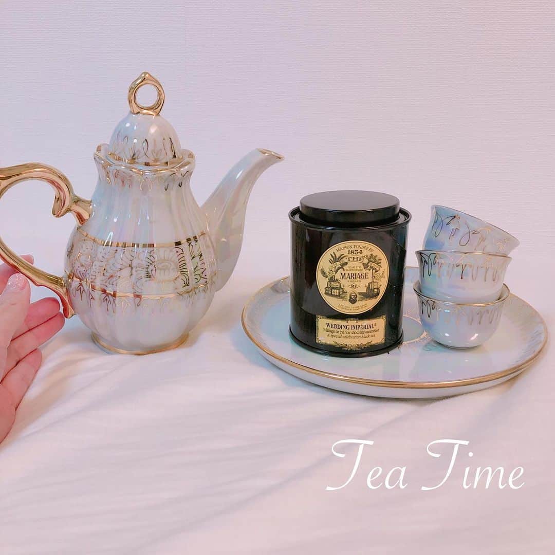 皆方由衣さんのインスタグラム写真 - (皆方由衣Instagram)「紅茶ってホッとする。 この子の香りが甘くてすき。  #tea #mariagefreres」4月4日 21時47分 - yuiminakata