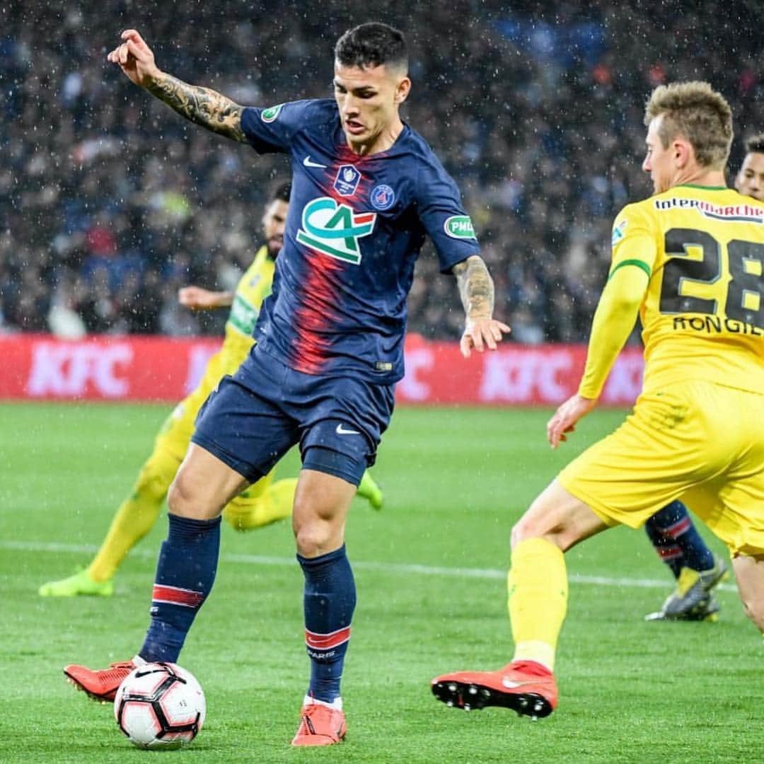 レアンドロ・ダニエル・パレデスのインスタグラム：「❤️💙👏🏽👏🏽⚽️⚽️」