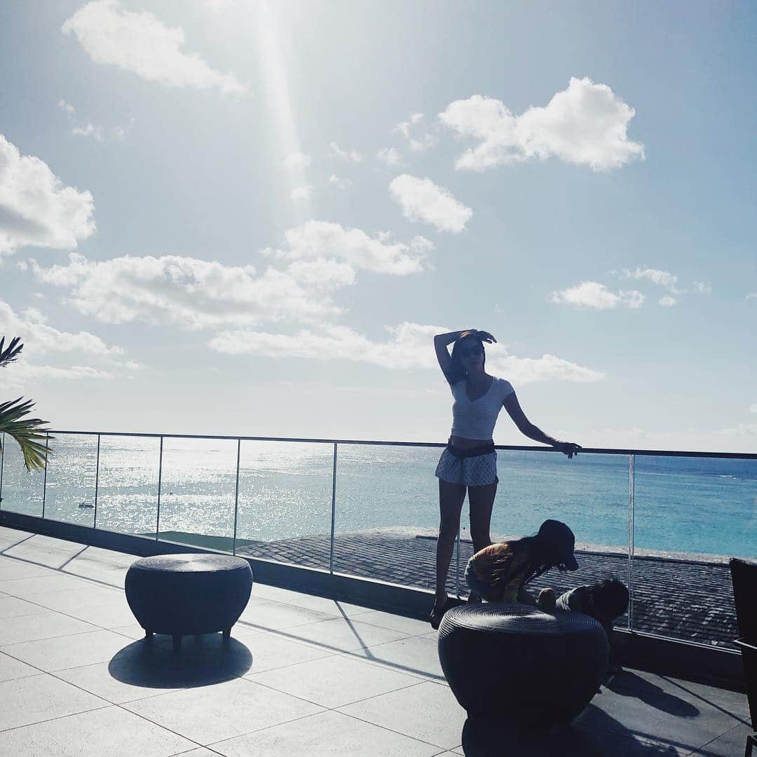 西山美希子さんのインスタグラム写真 - (西山美希子Instagram)「Guam Day 1 ストーリーでたくさん質問頂いている滞在先のこちらのホテルですが、デュシタニです #guam #dusitthaniguam #卒園旅行」4月4日 22時25分 - mariaclove